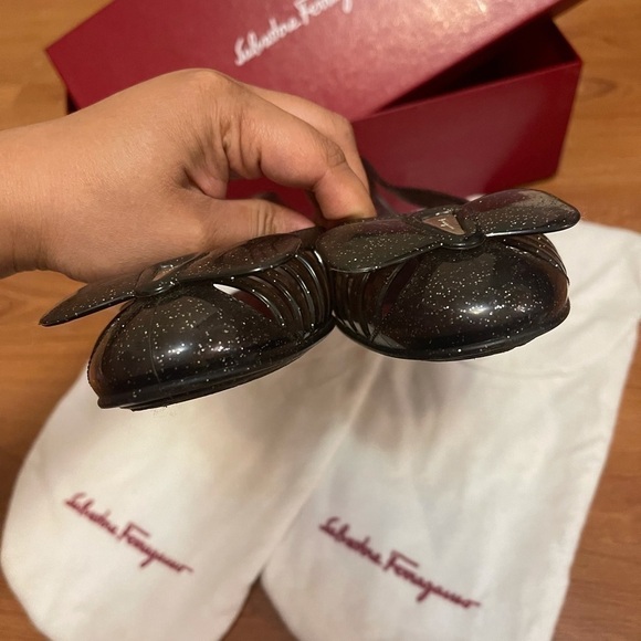 SALVATORE FERRAGAMO black glitter PVC sandals - Picture 7 of 13